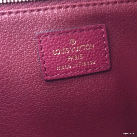 CASE Vuitton BEAUTY Louis PALLAS 0401